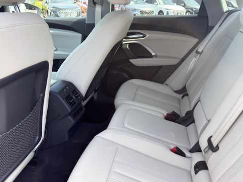Used 2025 Audi Q5 Premium Plus w/ Premium Plus AWD/4WD image 26