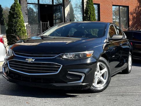 Used 2017 Chevrolet Malibu LS image 5
