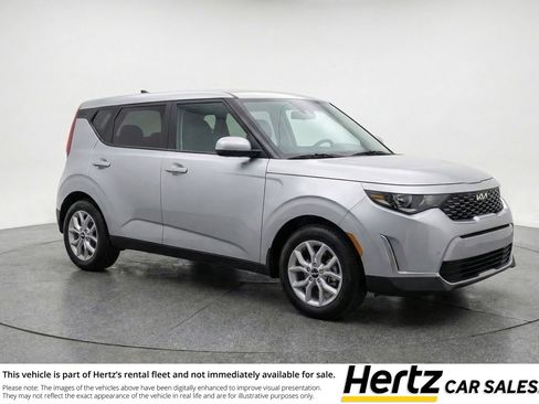 Used 2025 Kia Soul LX w/ LX Technology Package image 1