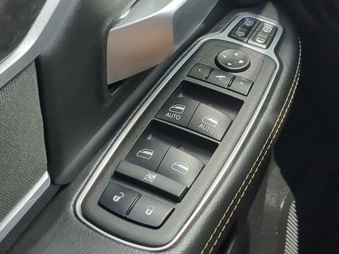 Used 2024 RAM 3500 Big Horn w/ Night Edition AWD/4WD image 21