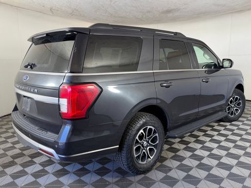 Used 2024 Ford Expedition XLT AWD/4WD image 8