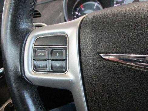 Used 2012 Chrysler 200 Touring image 11