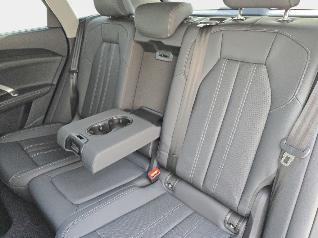 Used 2026 Audi Q5 Premium AWD/4WD image 14