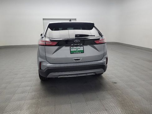 Used 2021 Ford Edge SEL image 6