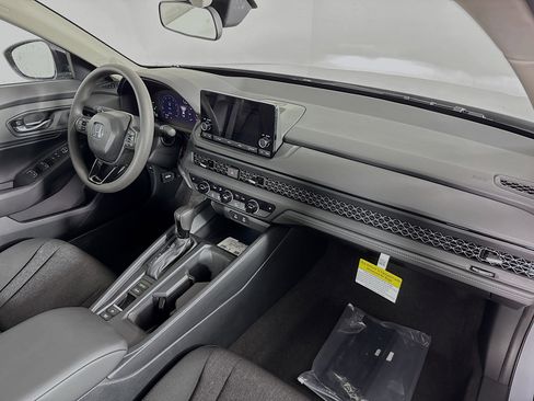 New 2025 Honda Accord SE image 35