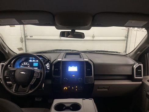 Used 2018 Ford F150 XLT AWD/4WD image 12