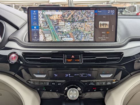 Used 2025 Acura MDX A-Spec image 18