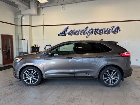 Certified 2019 Ford Edge Titanium w/ Equipment Group 301A image 2