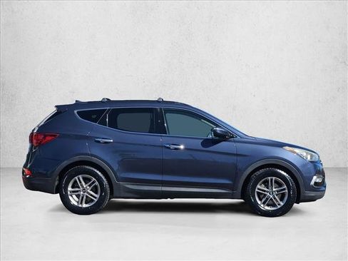 Used 2018 Hyundai Santa Fe Sport w/ 2.4L Value Package 02 FWD image 9