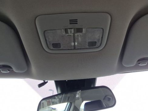 Used 2018 Toyota Corolla SE image 27