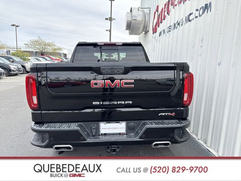 Used 2022 GMC Sierra 1500 AT4 w/ AT4 Premium Package image 10