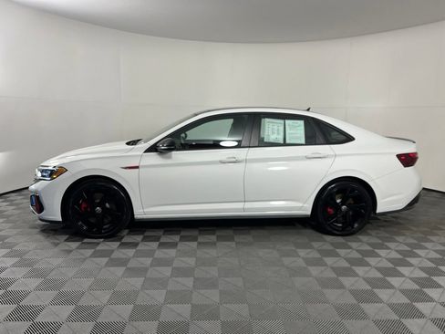 Used 2023 Volkswagen Jetta GLI Autobahn FWD image 8