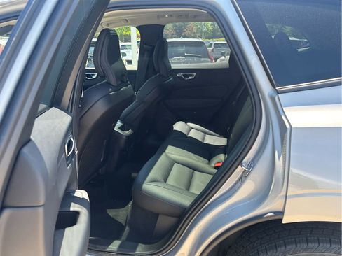 Used 2025 Volvo XC60 B5 Plus AWD/4WD image 25
