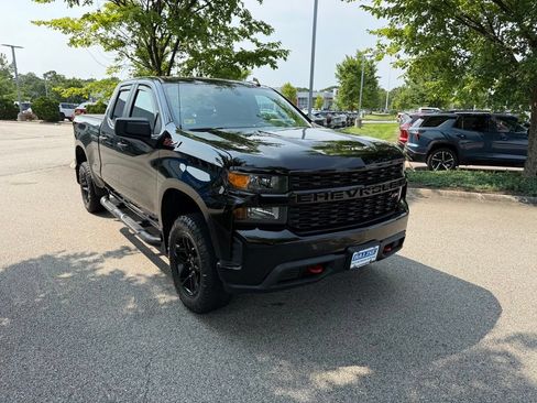 Used 2020 Chevrolet Silverado 1500 Custom Trail Boss w/ Custom Convenience Package AWD/4WD image 7