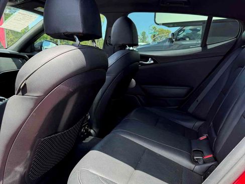 Used 2022 Kia Stinger GT-Line w/ Sun & Sound Package RWD image 17