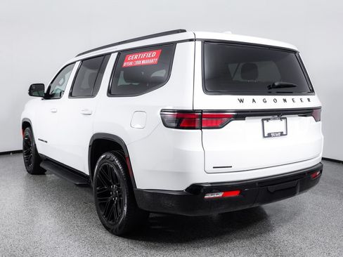 Used 2023 Jeep Wagoneer Series II AWD/4WD image 7
