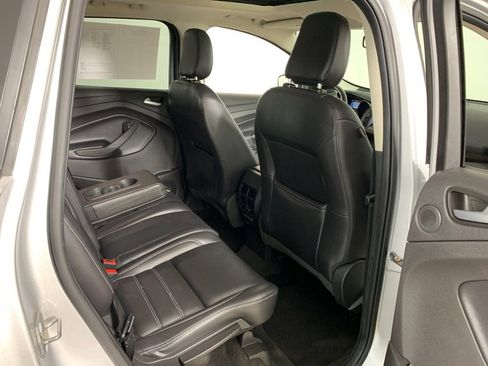 Used 2019 Ford Escape Titanium image 35