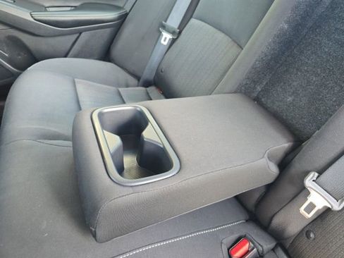 Used 2025 Nissan Altima 2.5 SV FWD image 28