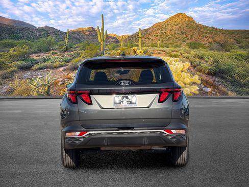 Used 2023 Hyundai Tucson SE AWD/4WD image 9