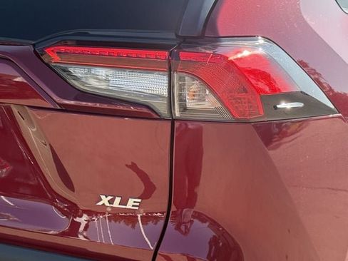 Used 2025 Toyota RAV4 XLE FWD image 7