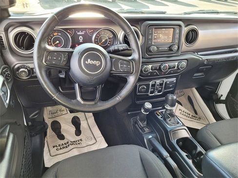 Used 2020 Jeep Wrangler Unlimited Sport S image 11