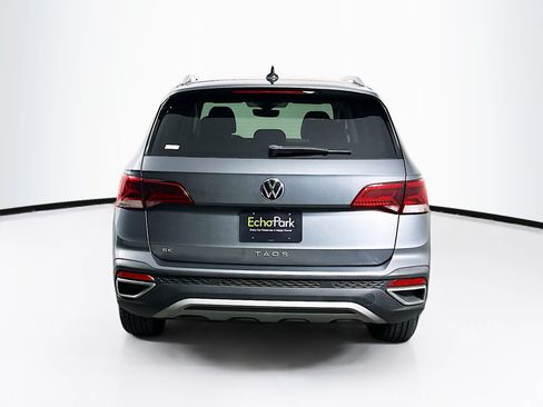 Used 2023 Volkswagen Taos SE w/ Black Wheel Package FWD image 7