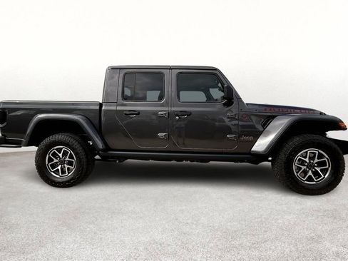 New 2025 Jeep Gladiator Rubicon w/ Convenience Group image 8