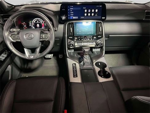 Used 2024 Lexus LX 600 F Sport image 18