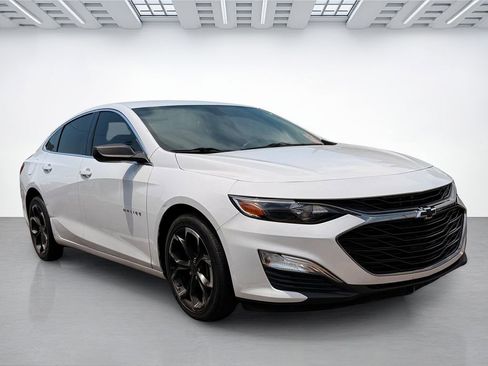 Used 2019 Chevrolet Malibu RS FWD image 2
