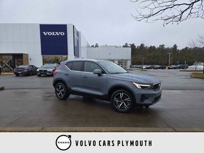 Used 2023 Volvo XC40 B5 Plus
