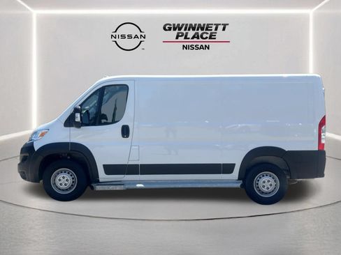 Used 2025 RAM ProMaster 2500 w/ U-Haul Equipment Group FWD image 21