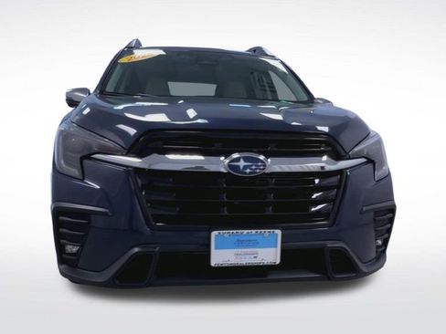 Used 2023 Subaru Ascent Limited w/ Technology Package AWD/4WD image 2