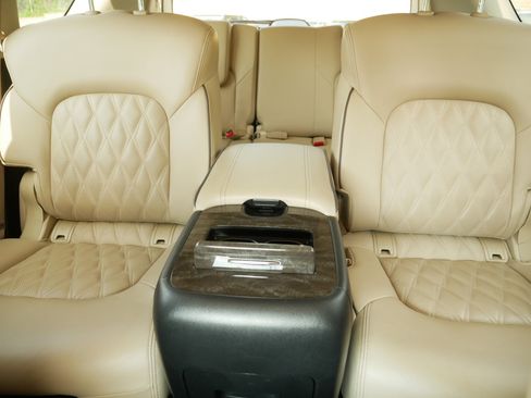 Certified 2024 Nissan Armada Platinum w/ Captain's Chairs Package AWD/4WD image 13