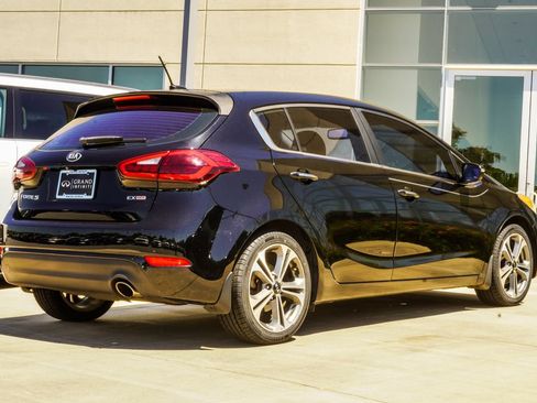 Used 2016 Kia Forte EX w/ EX Premium Technology Package FWD image 12