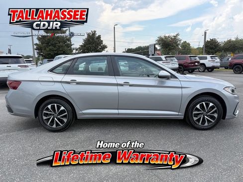 Used 2025 Volkswagen Jetta S FWD image 2
