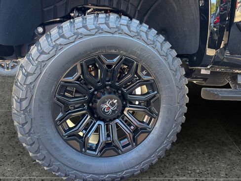 New 2025 Chevrolet Silverado 2500 High Country w/ High Country Premium Package image 14