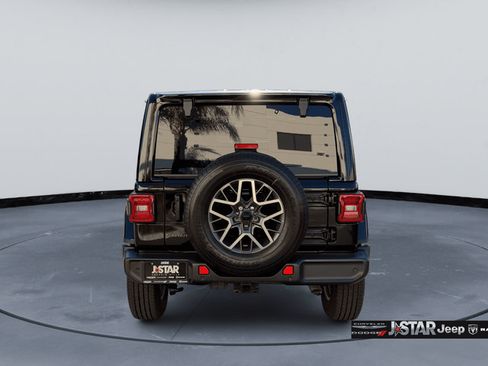 New 2025 Jeep Wrangler Unlimited Sahara AWD/4WD image 6