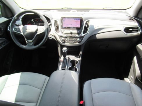 Used 2019 Chevrolet Equinox Premier FWD image 12