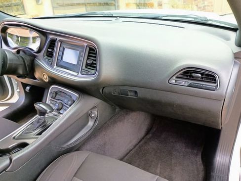 Used 2017 Dodge Challenger SXT RWD image 35