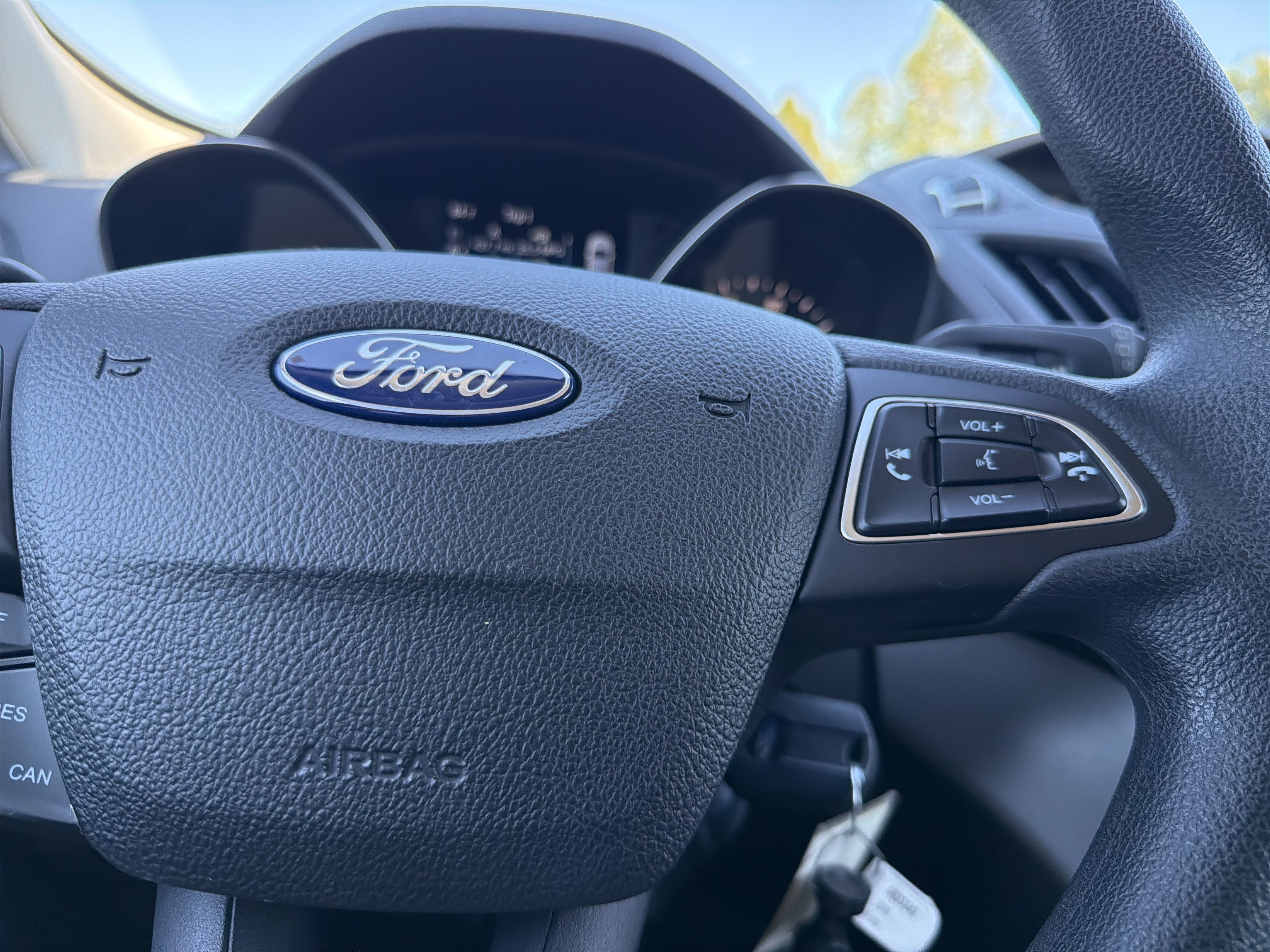 Used 2018 Ford Escape SE FWD image 10