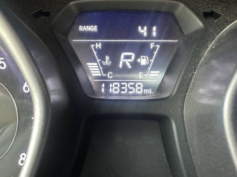 Used 2015 Hyundai Elantra SE w/ Option Group 03 FWD image 19