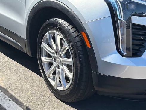 Used 2019 Cadillac XT4 Luxury FWD image 11