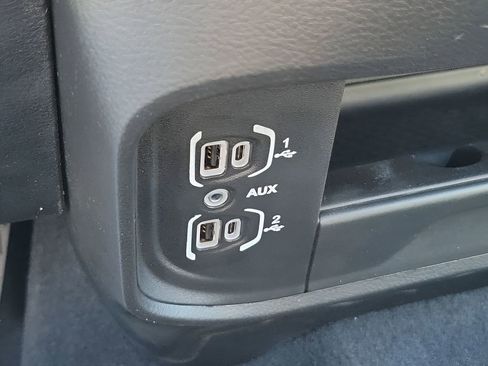 New 2026 RAM 3500 Tradesman AWD/4WD image 32