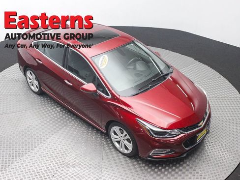 Used 2016 Chevrolet Cruze Premier FWD image 3