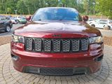 Used 2018 Jeep Grand Cherokee Altitude image 2