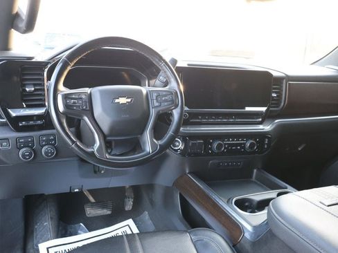 Used 2024 Chevrolet Silverado 3500 High Country w/ High Country Premium Package image 12