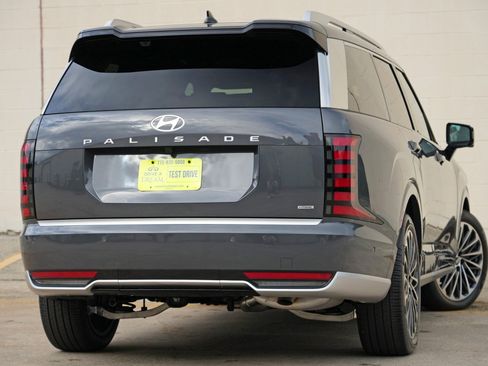 Used 2026 Hyundai Palisade Calligraphy AWD/4WD image 5
