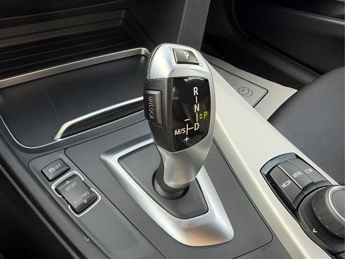 Used 2018 BMW 320i Sedan image 33