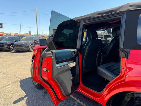 Used 2022 Ford Bronco Outer Banks AWD/4WD image 36