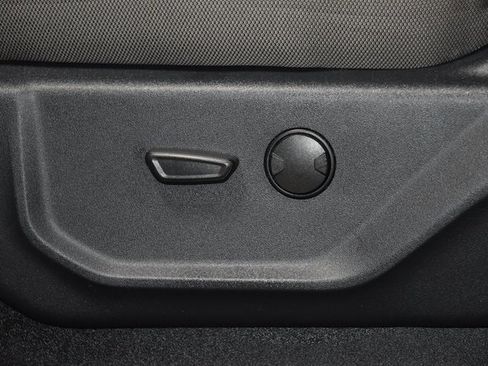 Used 2022 Ford F250 XLT w/ XLT Premium Package image 38